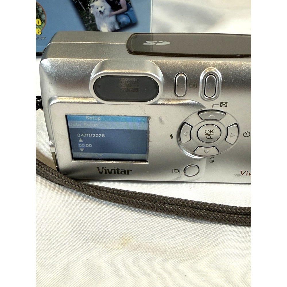 Vivitar ViviCam 3705 3.3MP Digital Camera Silver Tested Powers On w/ Box - Picture 3 of 7